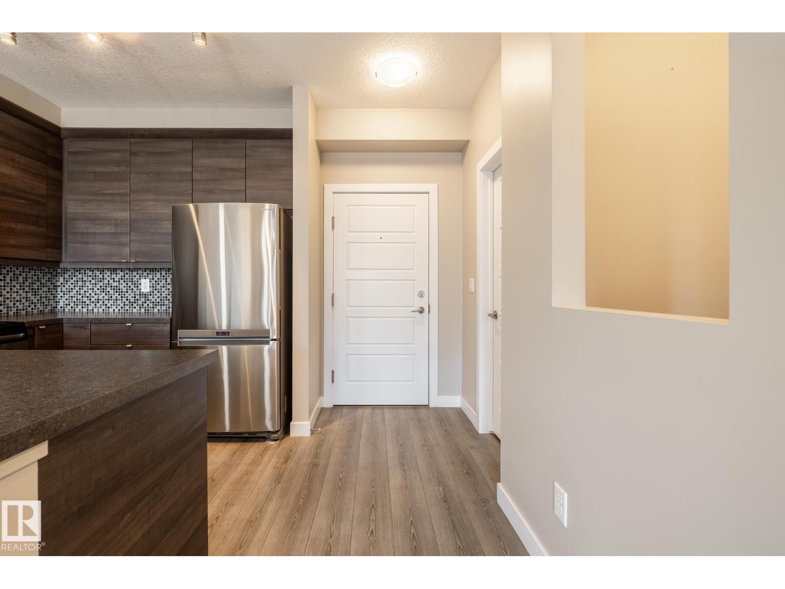 #203 2590 ANDERSON WY SW