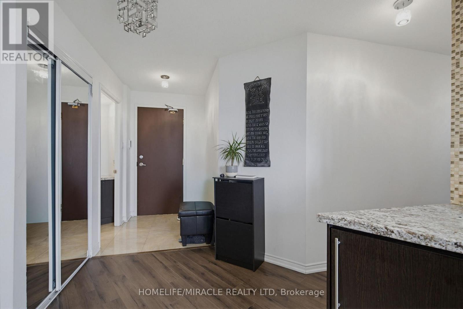 PH211 - 7250 YONGE STREET