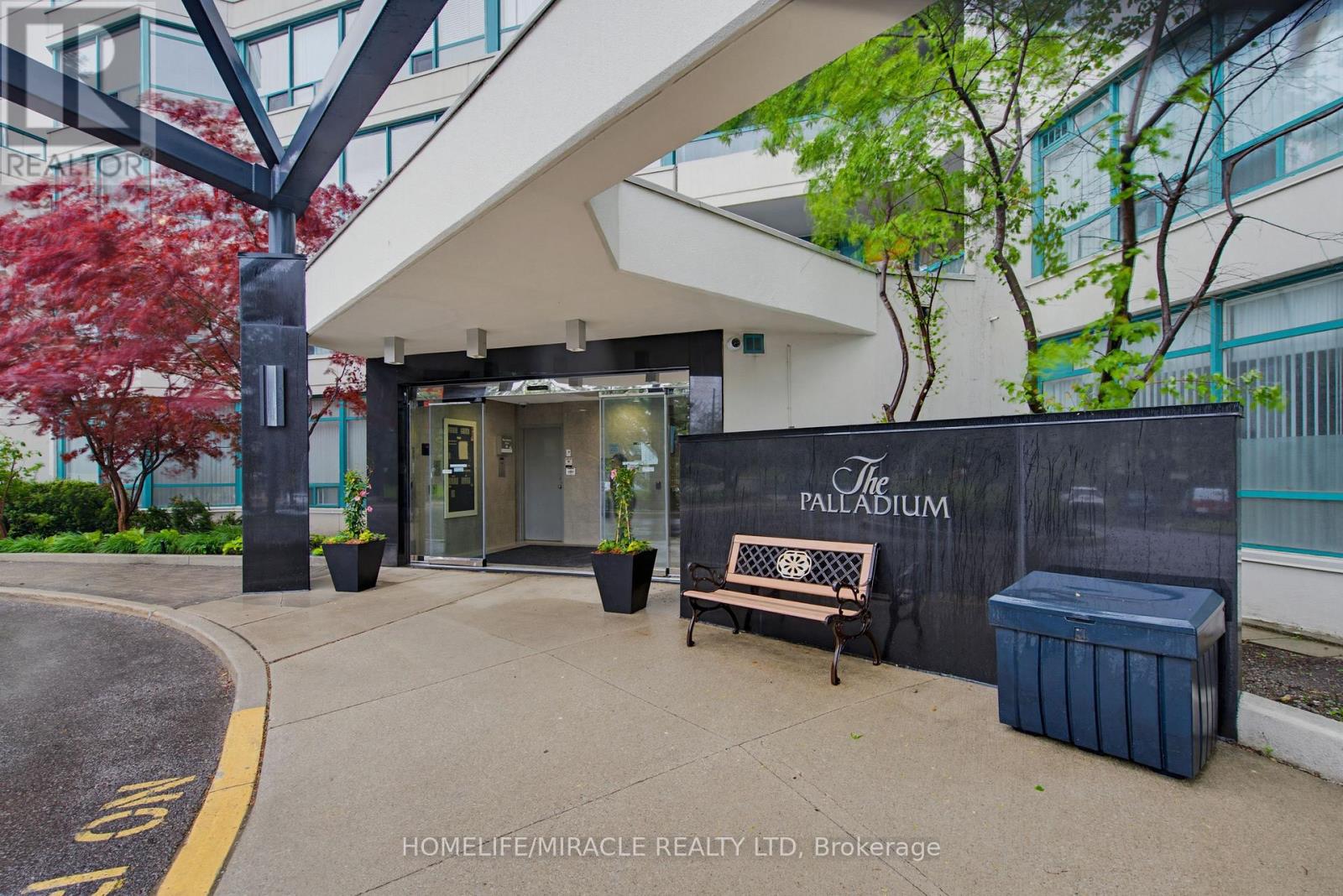 PH211 - 7250 YONGE STREET