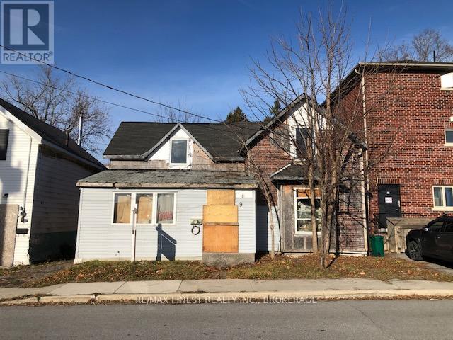 9 CATARAQUI STREET