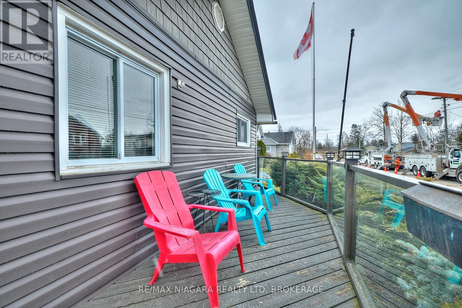 35 RADFORD AVENUE