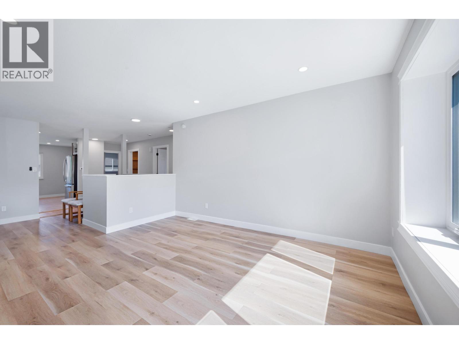 11850 GREENHAVEN COURT