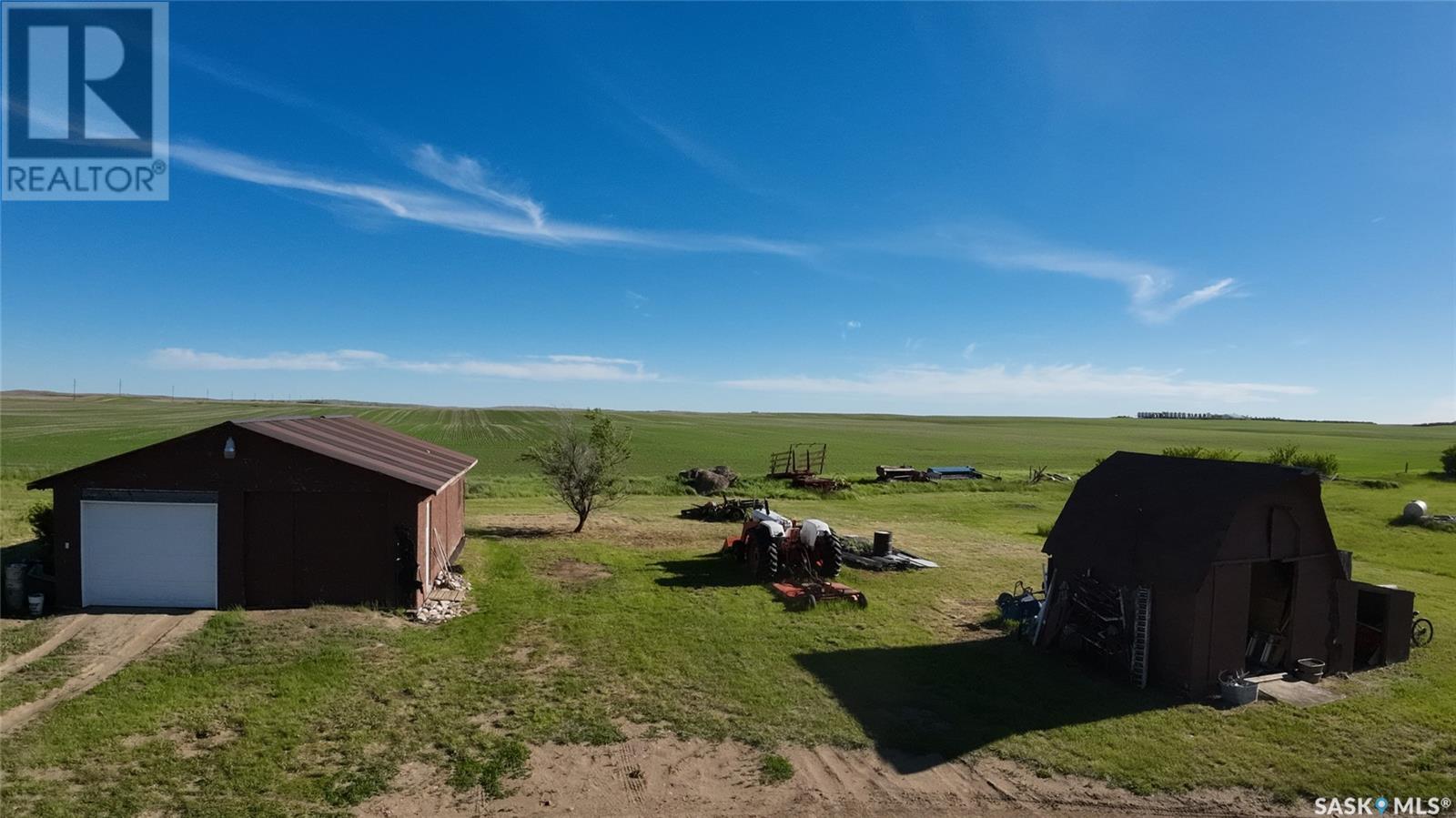 Acreage 2 km from Shaunavon 10 Acres