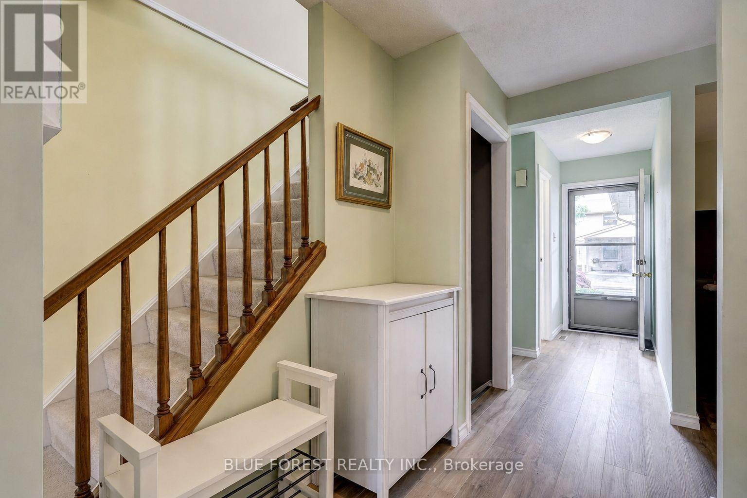 24 - 25 ERICA CRESCENT