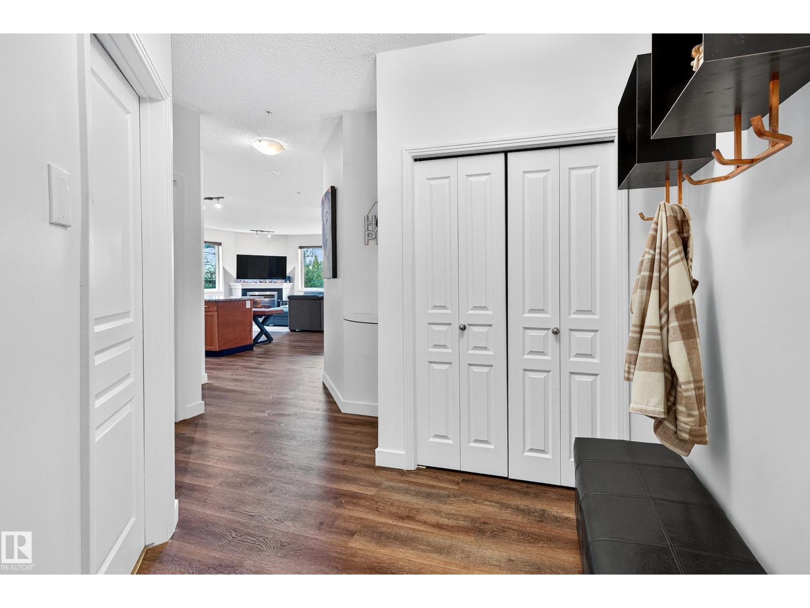 #111 2035 GRANTHAM CO NW