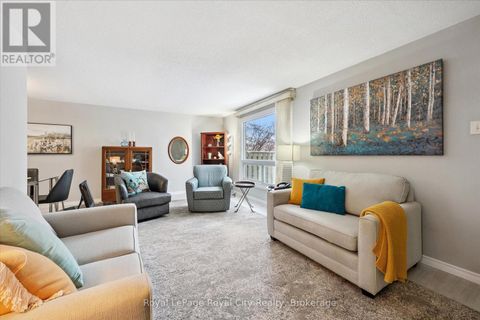 90 - 700 PAISLEY ROAD Guelph (Willow West/Sugarbush/West Acres) ON N1K1A3