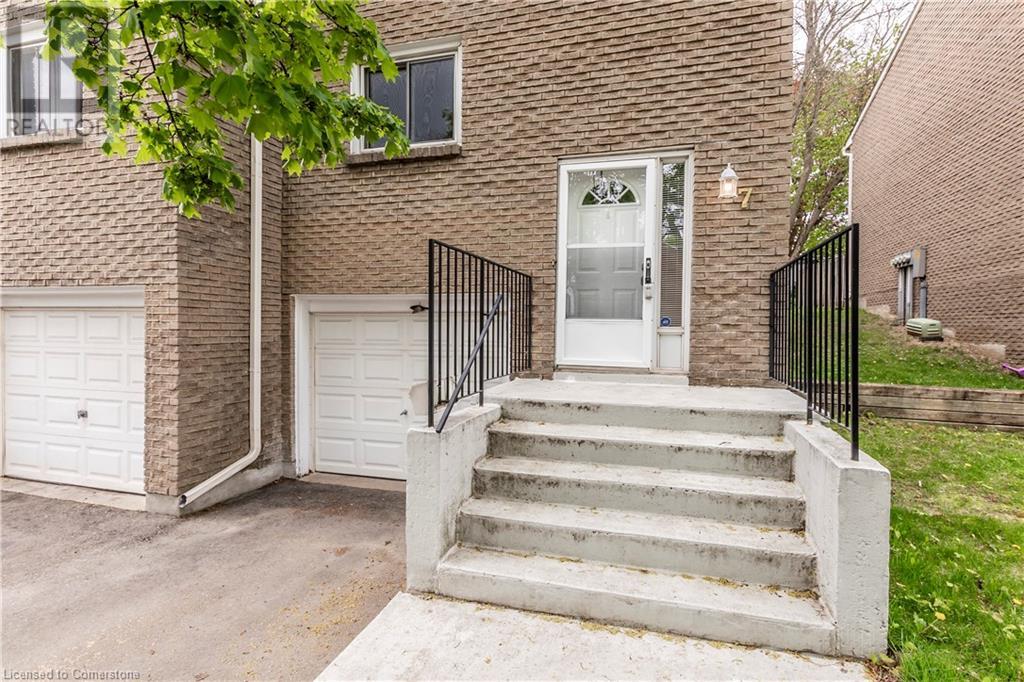 121 MORGAN Avenue Unit# 7
