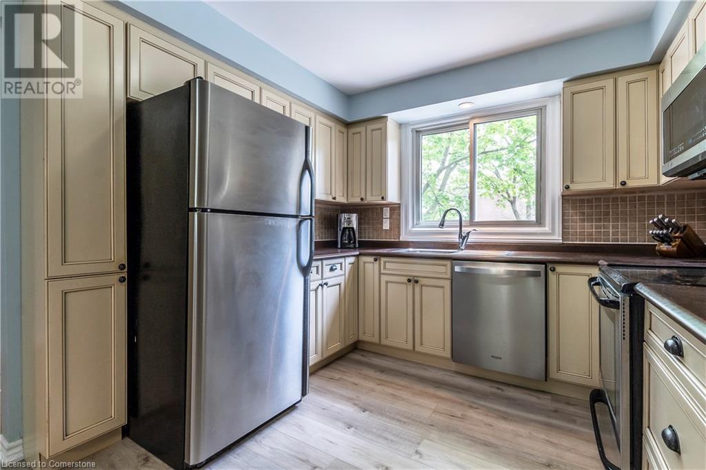 121 MORGAN Avenue Unit# 7