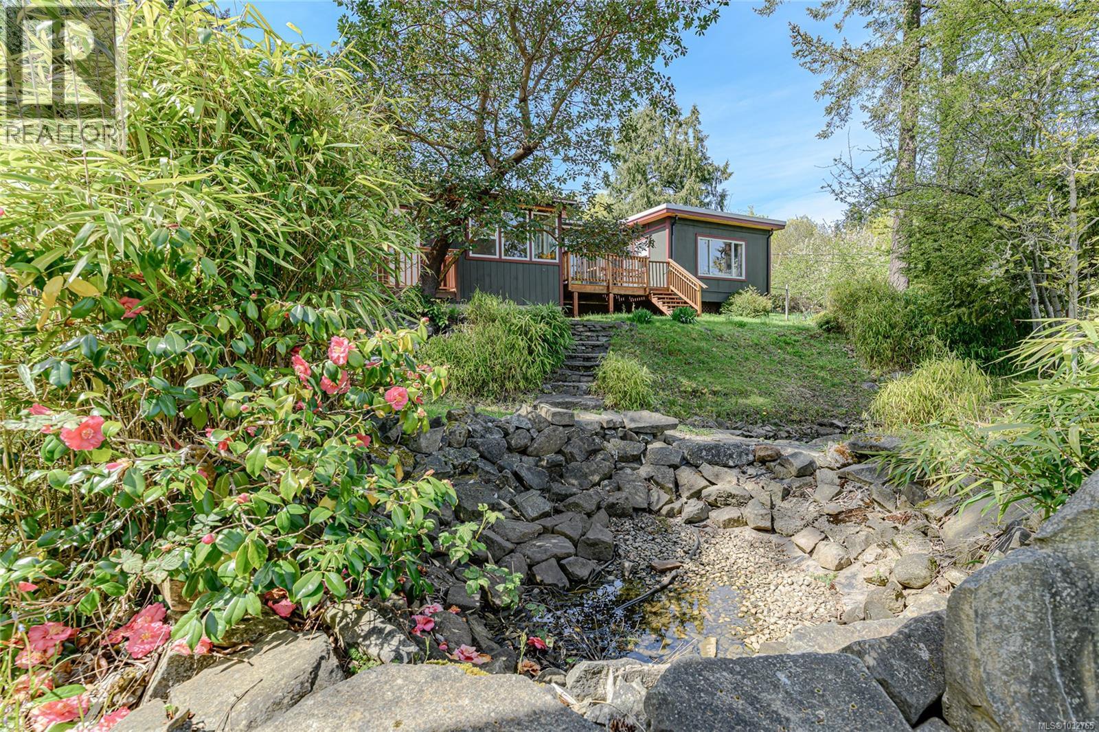 186 Arnell Way