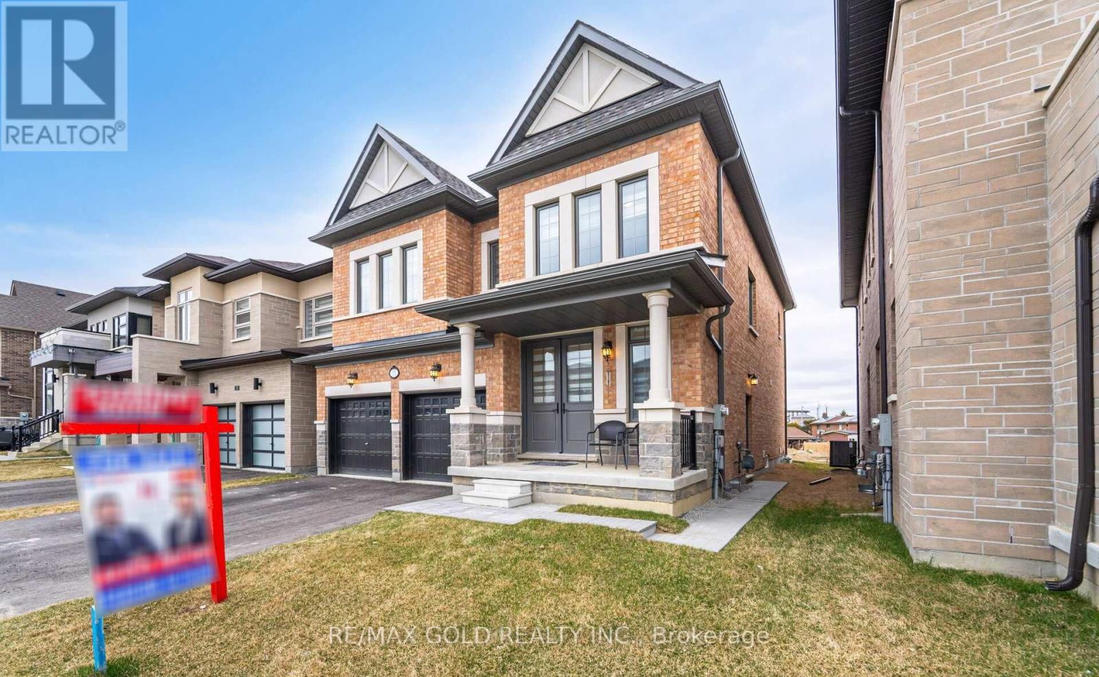 15 DUXBURY ROAD