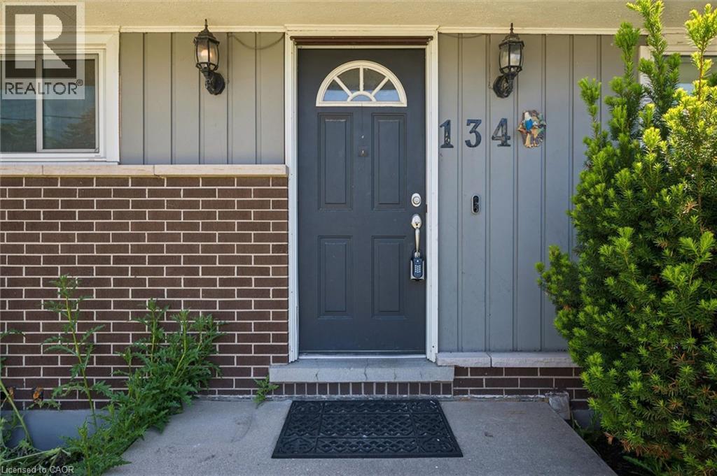 134 WESTMOUNT Road E