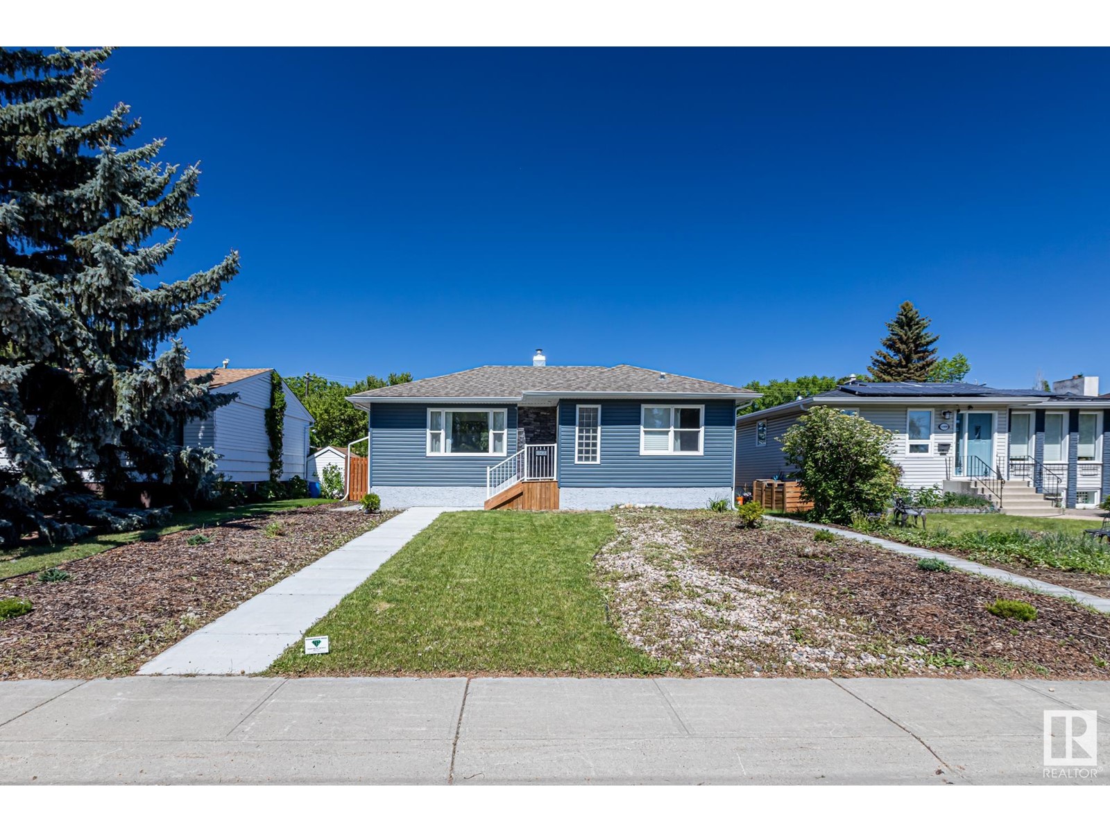 11420 112 AV NW