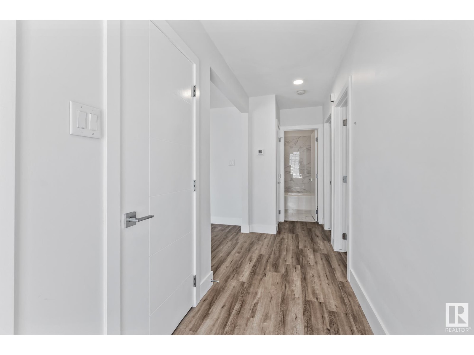 11420 112 AV NW