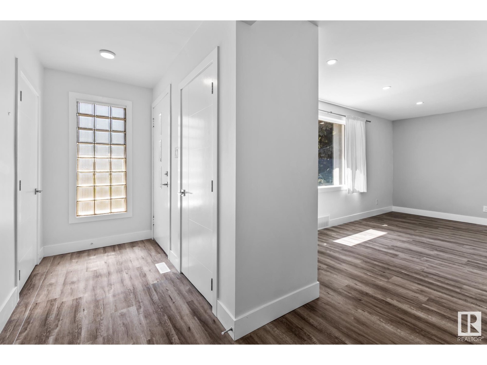 11420 112 AV NW