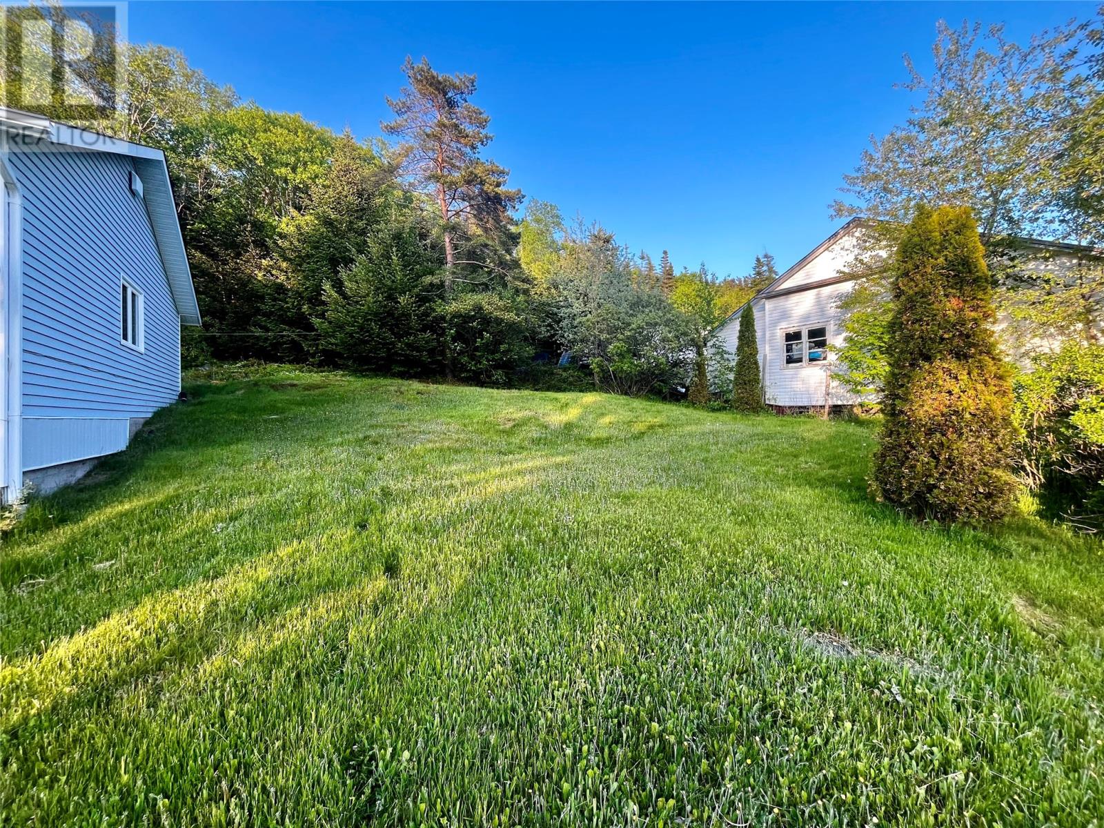 6 Seaview Drive