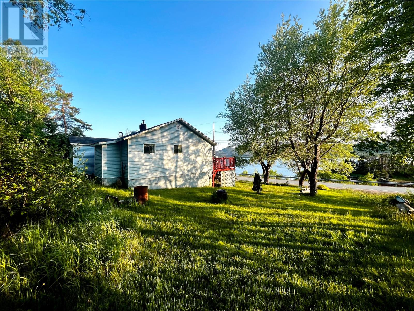 6 Seaview Drive