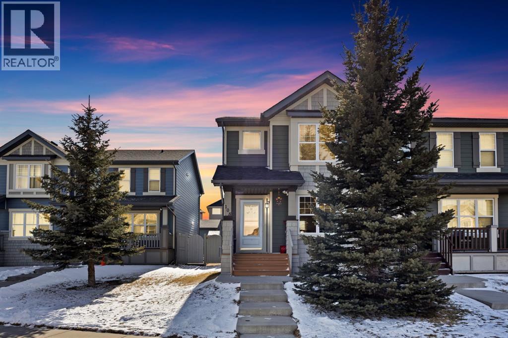 108 Panamount Way NW