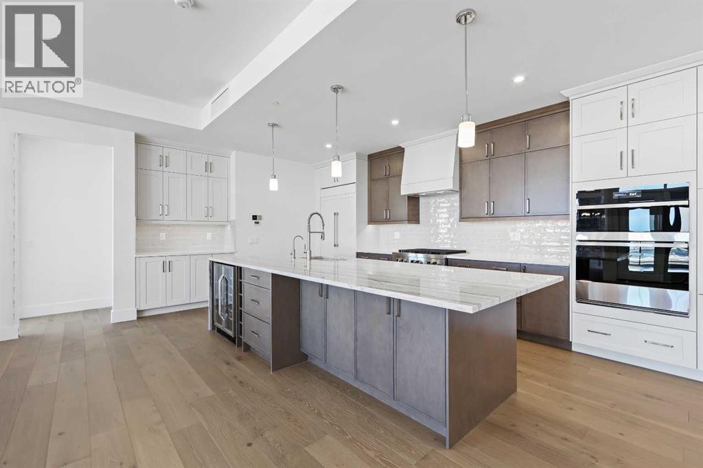 202, 140 Marina Cove SE