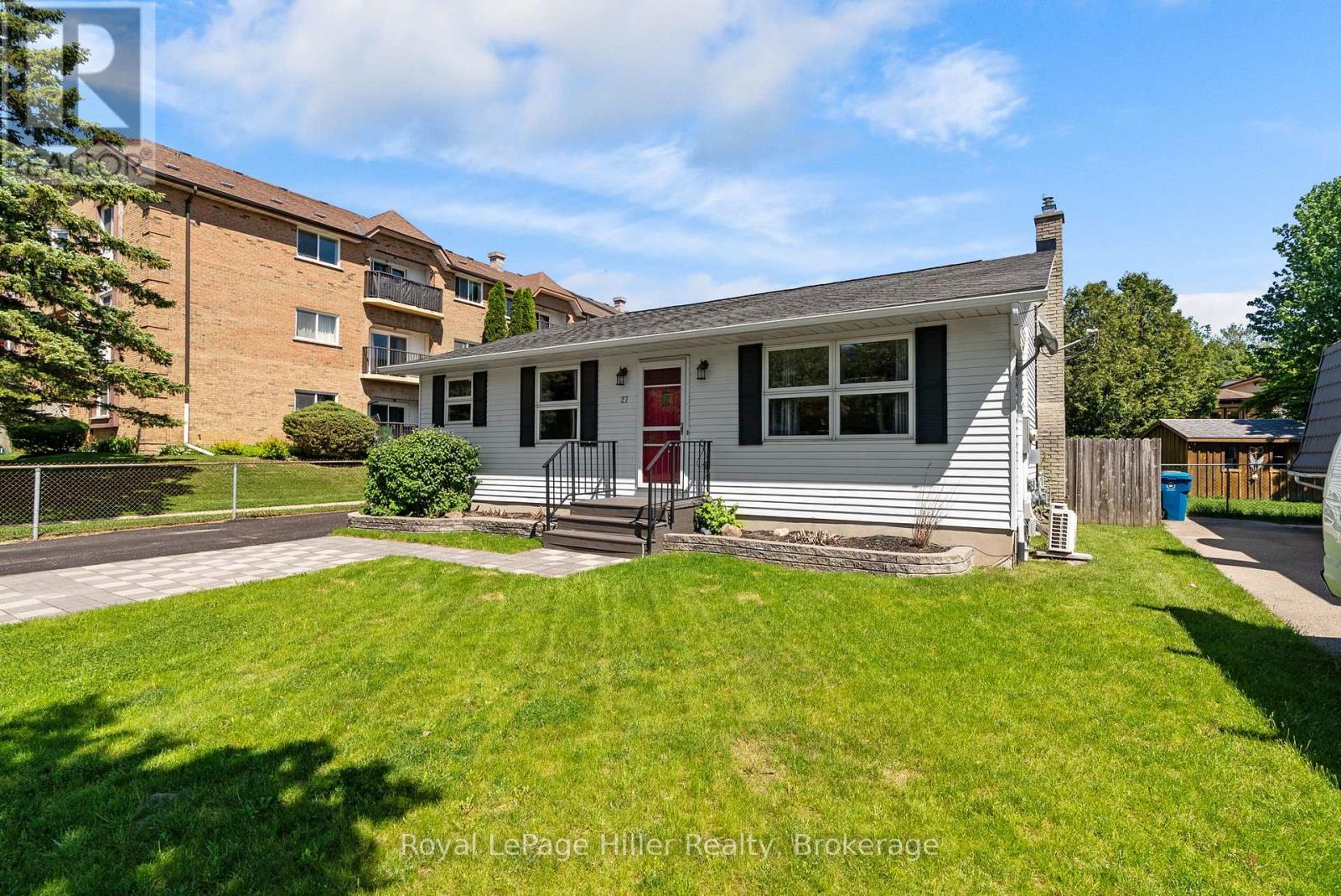 27 GREENWOOD DRIVE