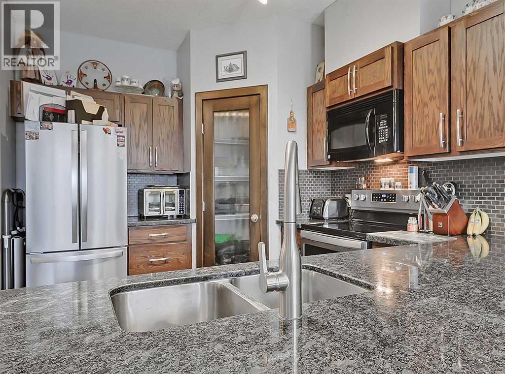 32, 351 Monteith Drive SE