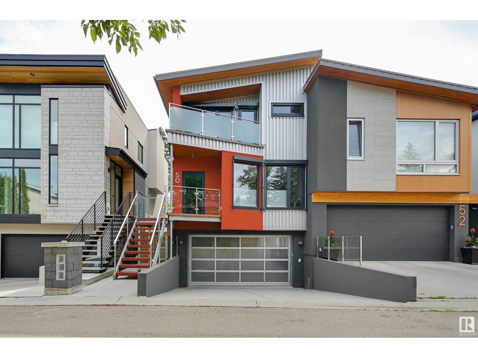 50 SYLVANCROFT LN NW