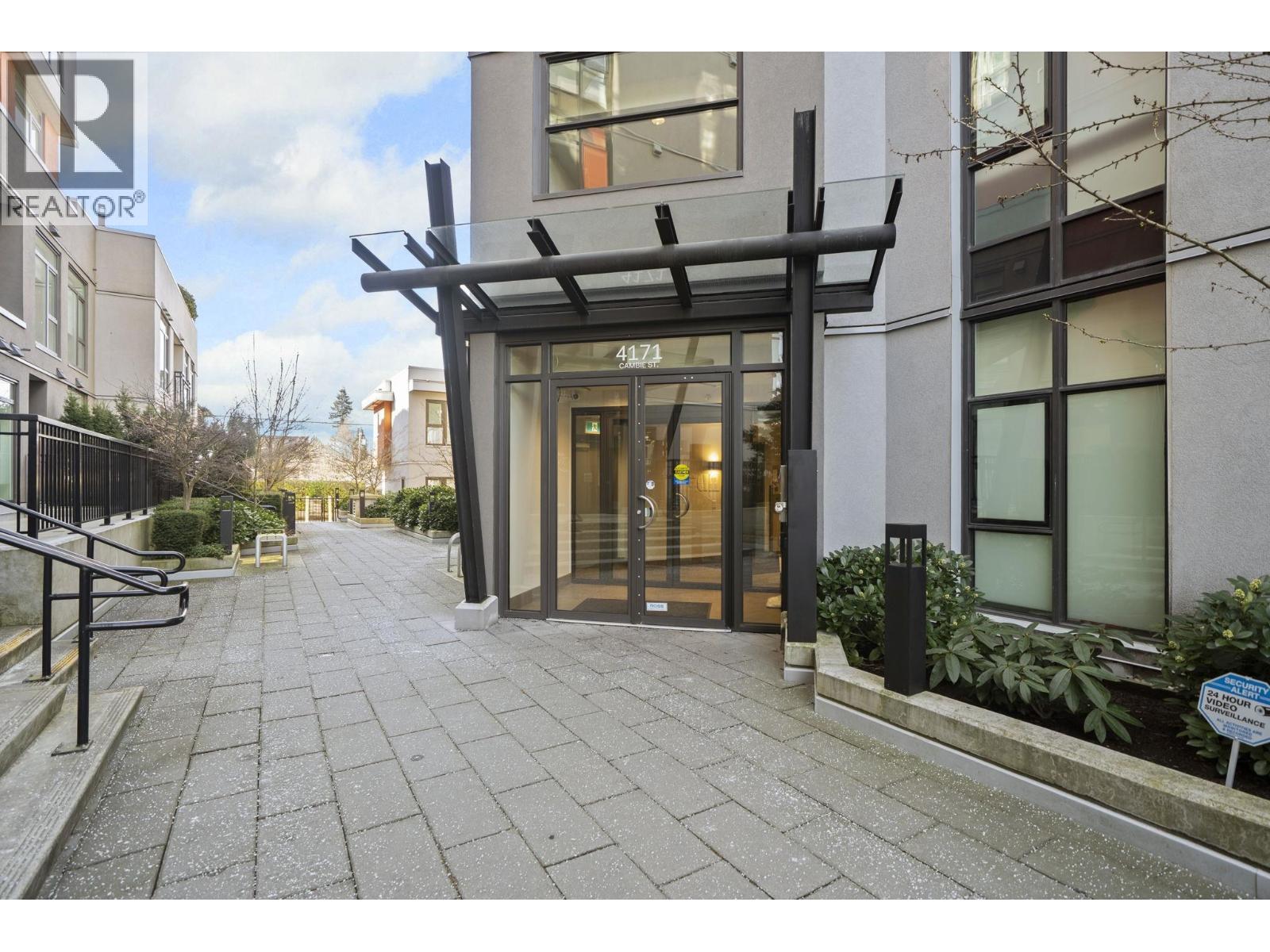 401 4171 CAMBIE STREET