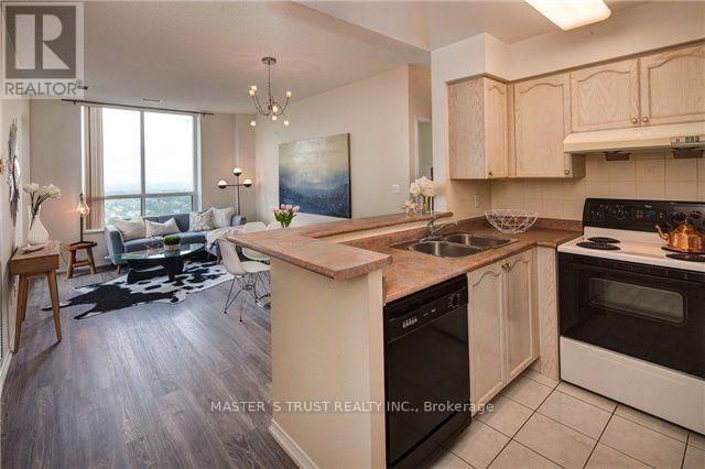 PH5 - 1 PEMBERTON AVENUE