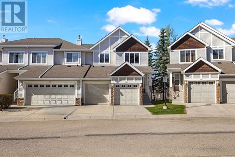 179 Hidden Creek Gardens NW Calgary AB T3A6J5