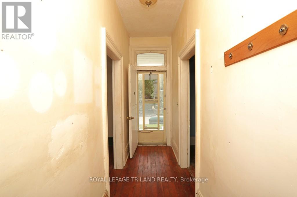 15 COVE ROAD