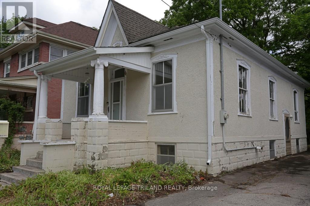 15 COVE ROAD