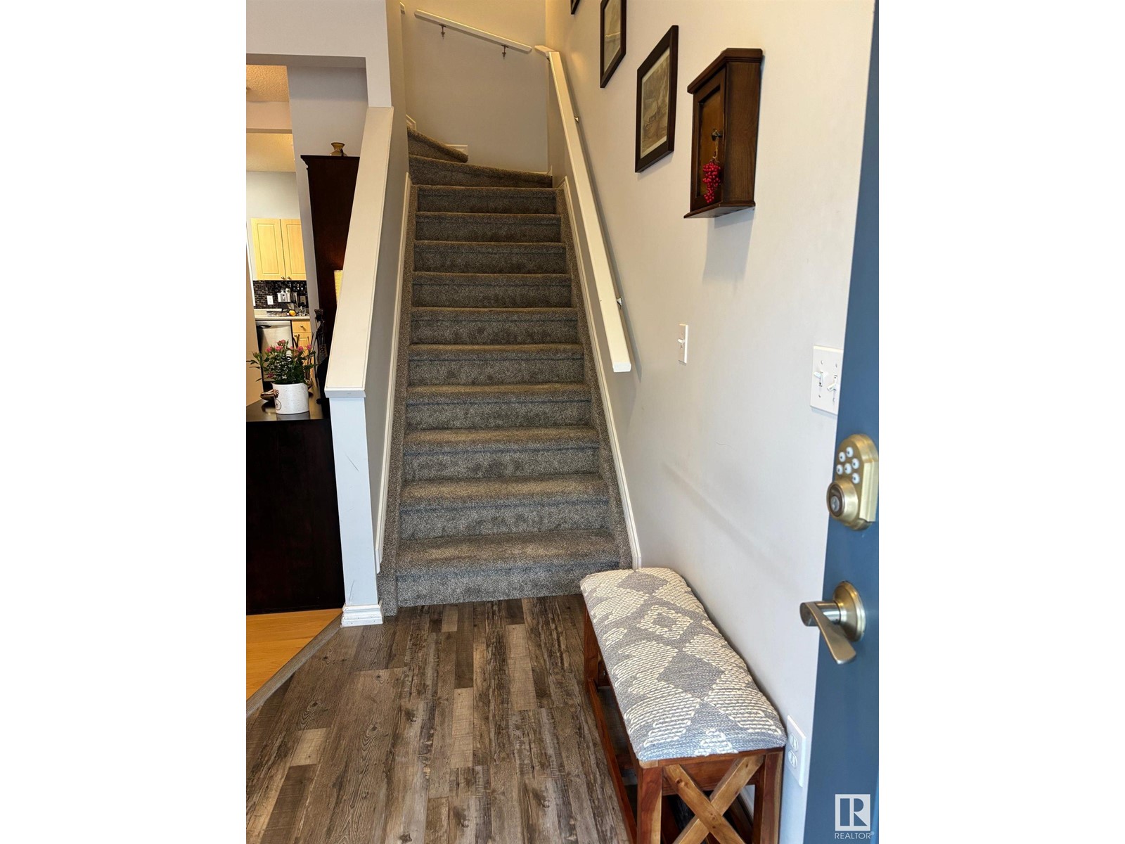 #5 16728 115 st NW NW