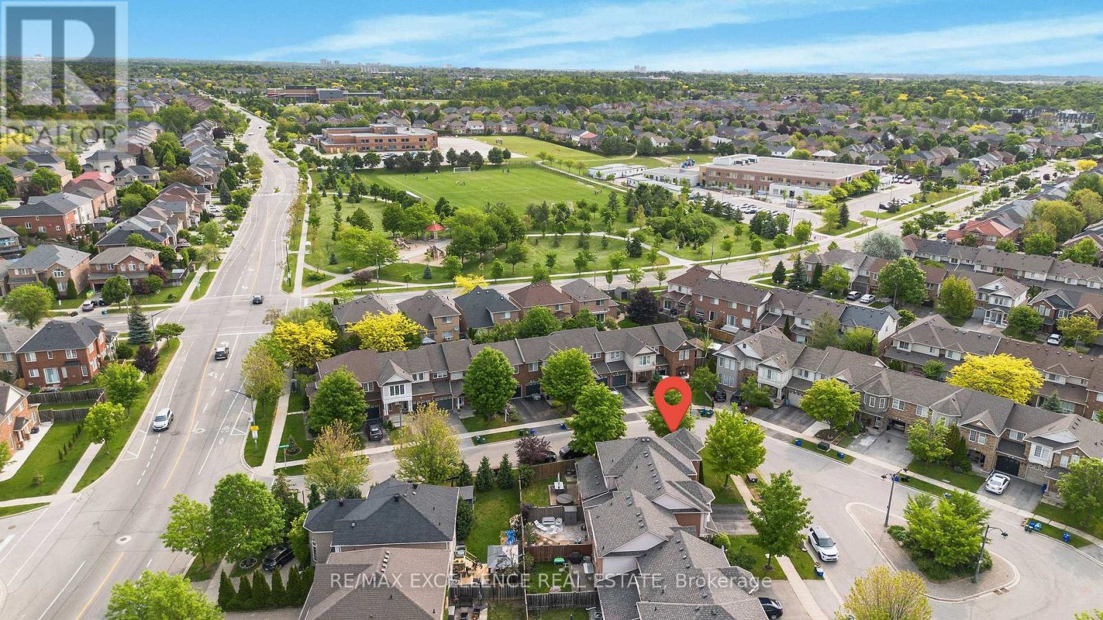 2220 AMBERGLEN COURT