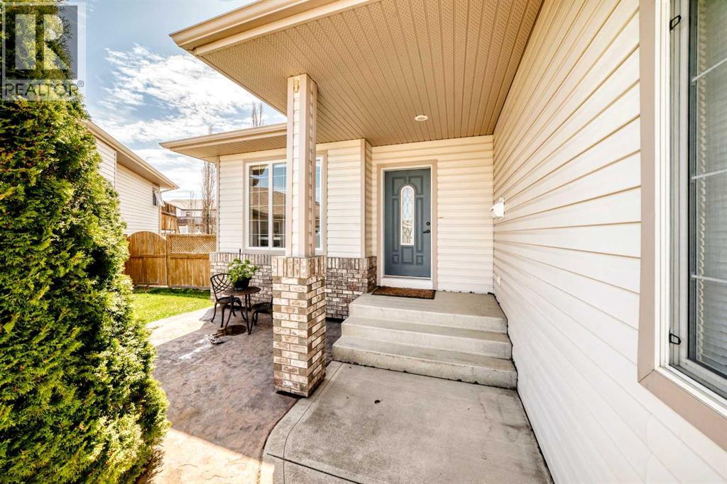 8 Filbert Close