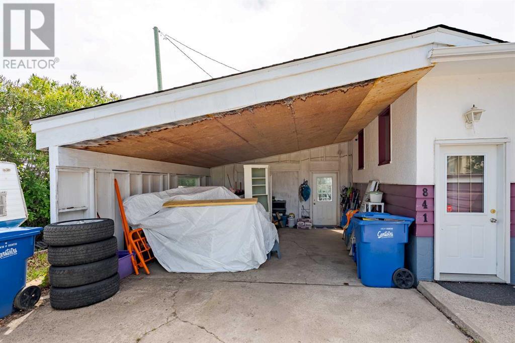 841 Nanton Street