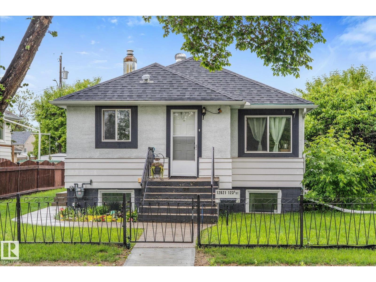 12921 123A ST NW