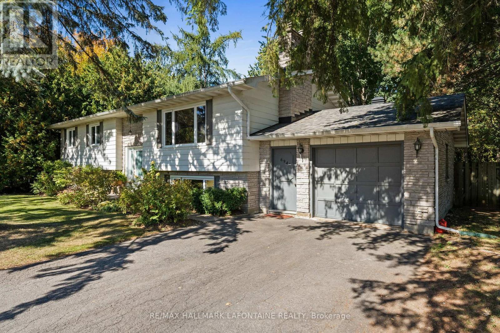 6941 SUNSET BOULEVARD