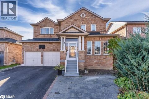 129 FLAGSTONE Way Newmarket ON L3X2Z8