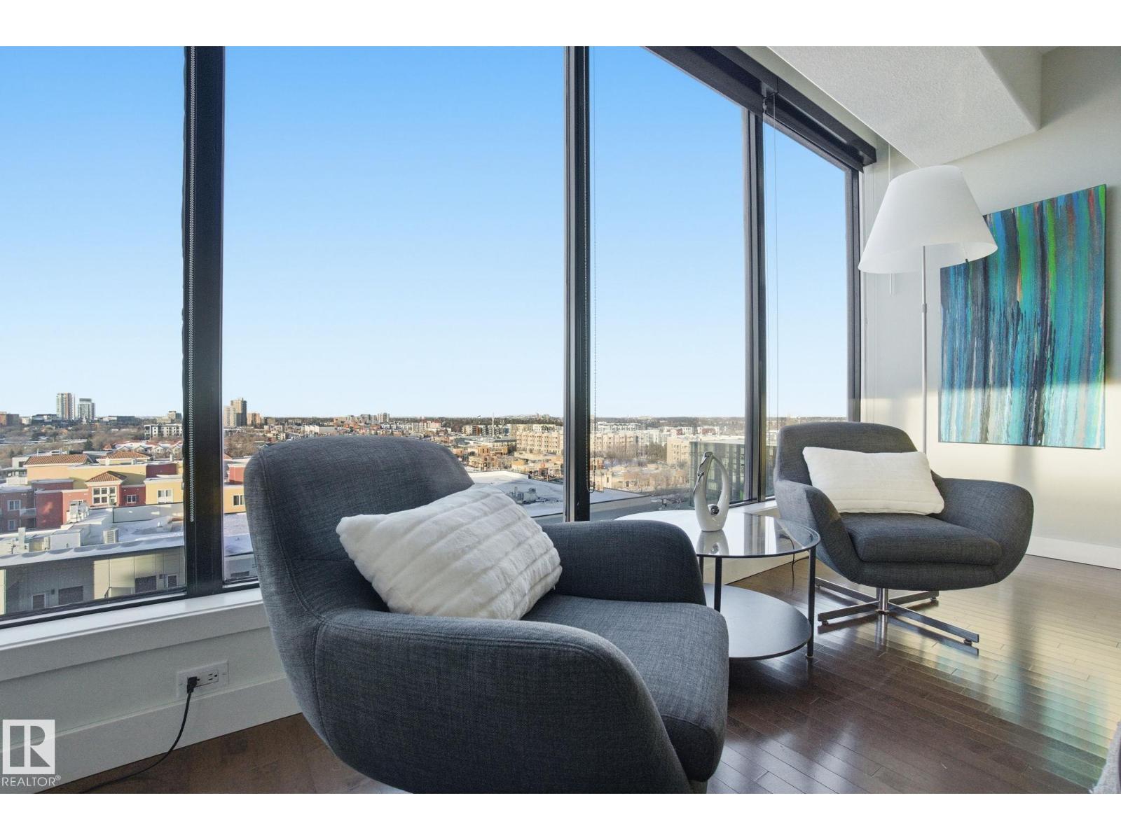 #1102 10319 111 ST NW
