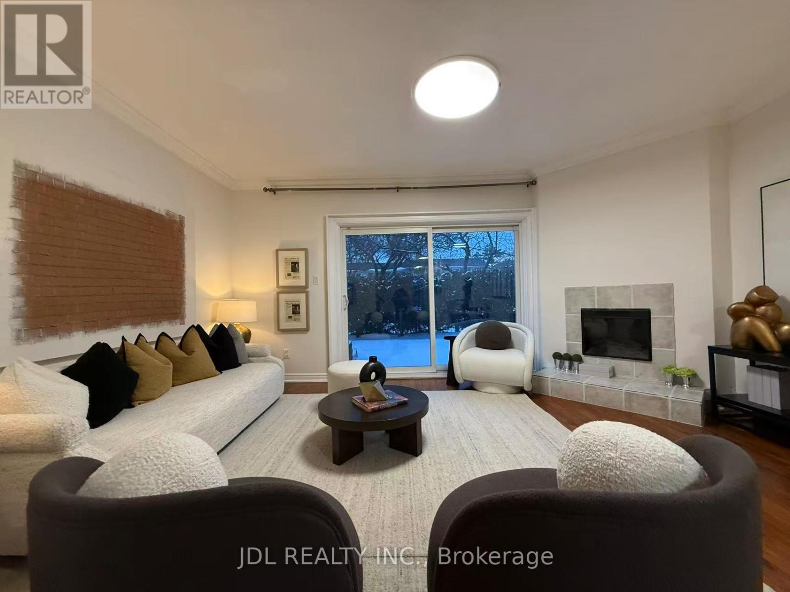 112 - 2205 SOUTH MILLWAY