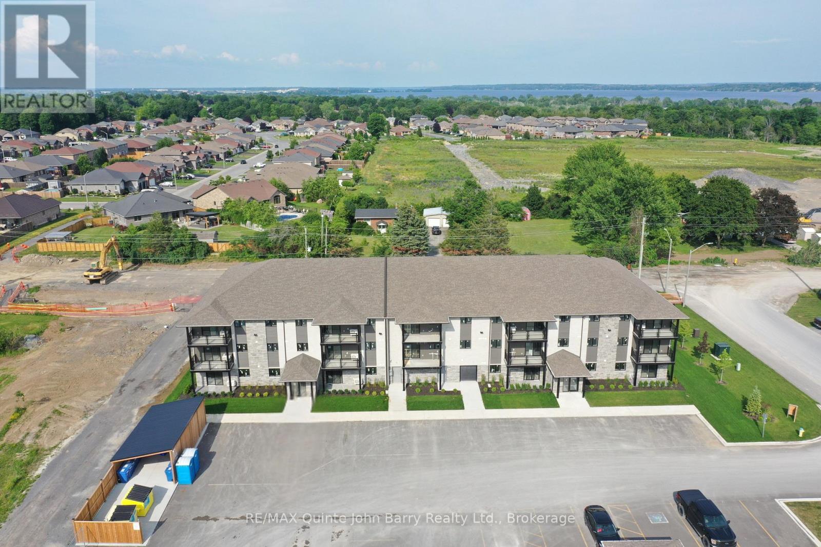 Photo 1 of 16 — 109-10 HILLSIDE MEADOW DRIVE, Quinte West (Murray Ward), ON K8V0J7