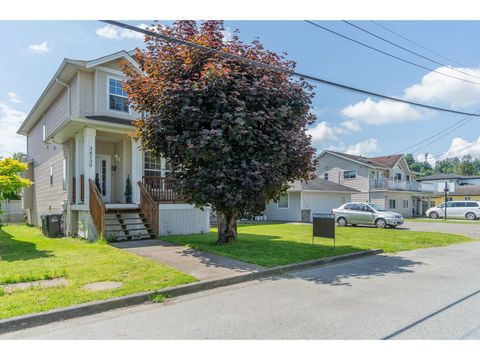 34730 2 AVENUE Abbotsford BC V2S8C2