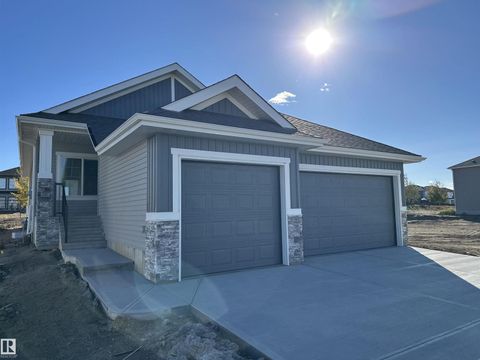 145 ELM ST Fort Saskatchewan AB T8L0X8