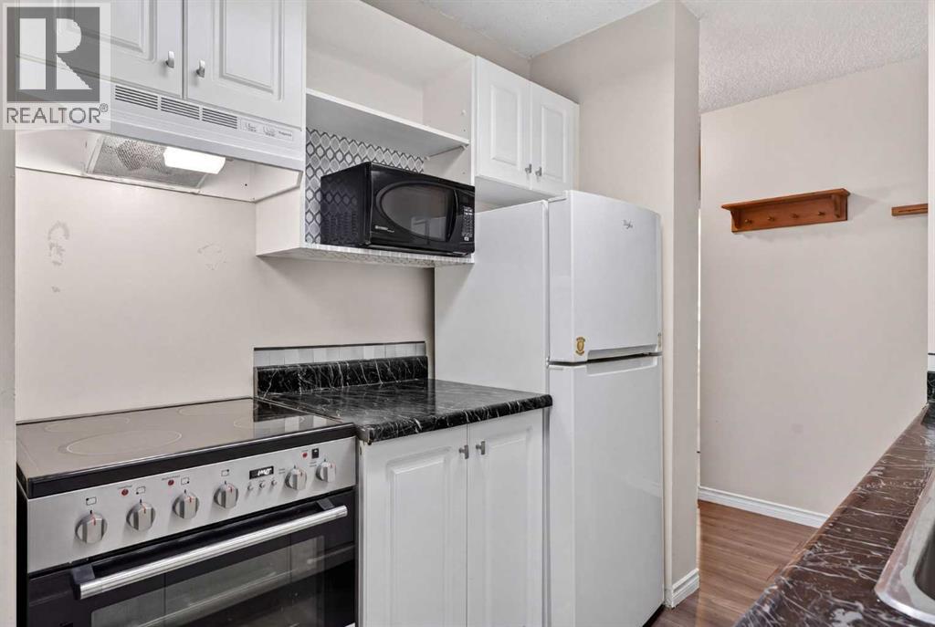 83E, 231 Heritage Drive SE