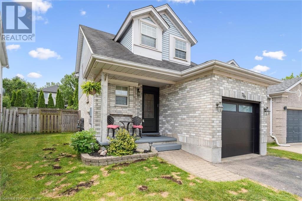 747 FAIRWAY Court