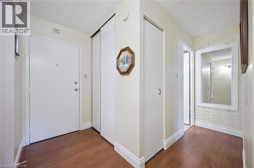 6 WALTON Avenue Unit# 107