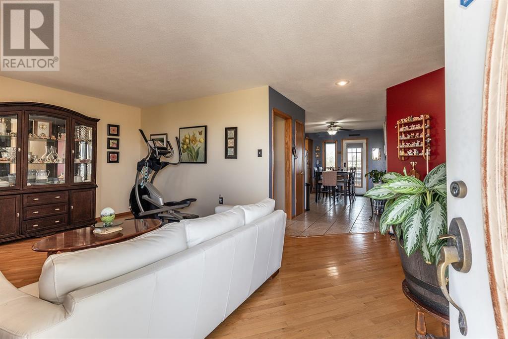 12404 Range Road 71