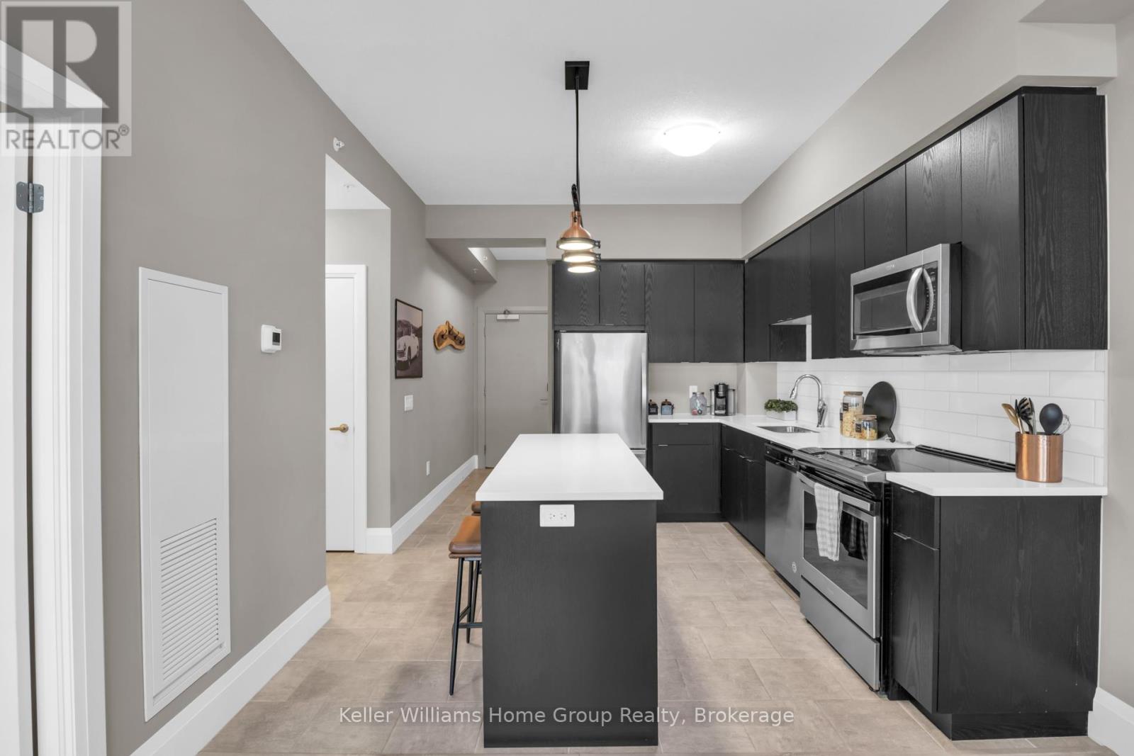 515 - 73 ARTHUR STREET S