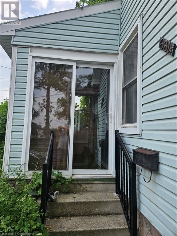 584 UPPER SHERMAN Avenue A