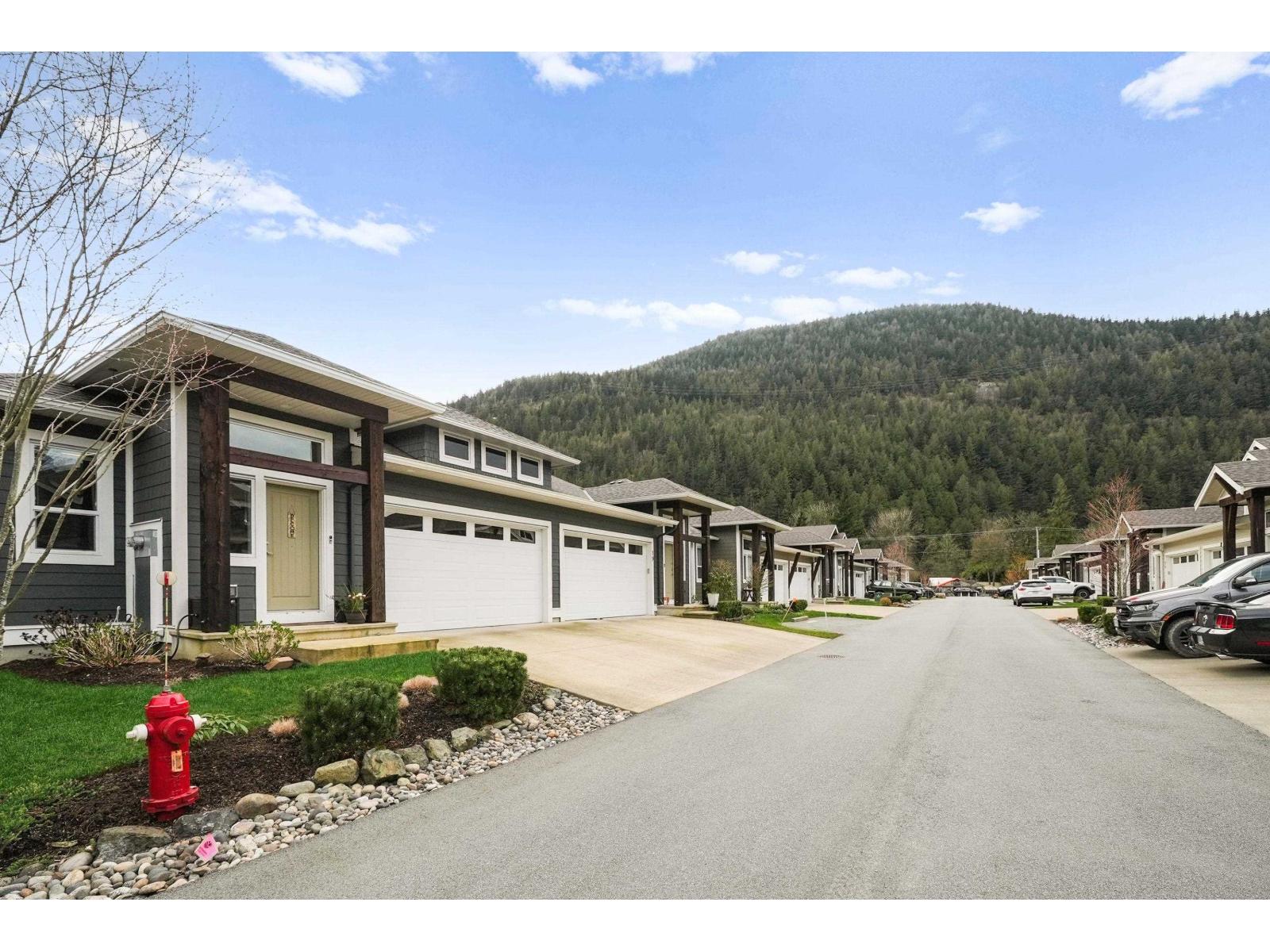 17 628 MCCOMBS DRIVE|Harrison Hot Springs