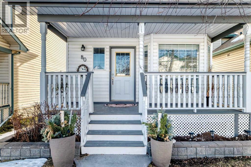 80 Hidden Point NW